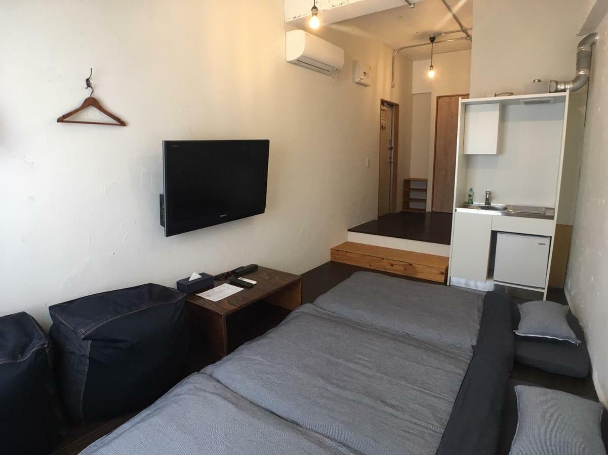 Guest House Golden Mile Hostel Amami Exterior foto